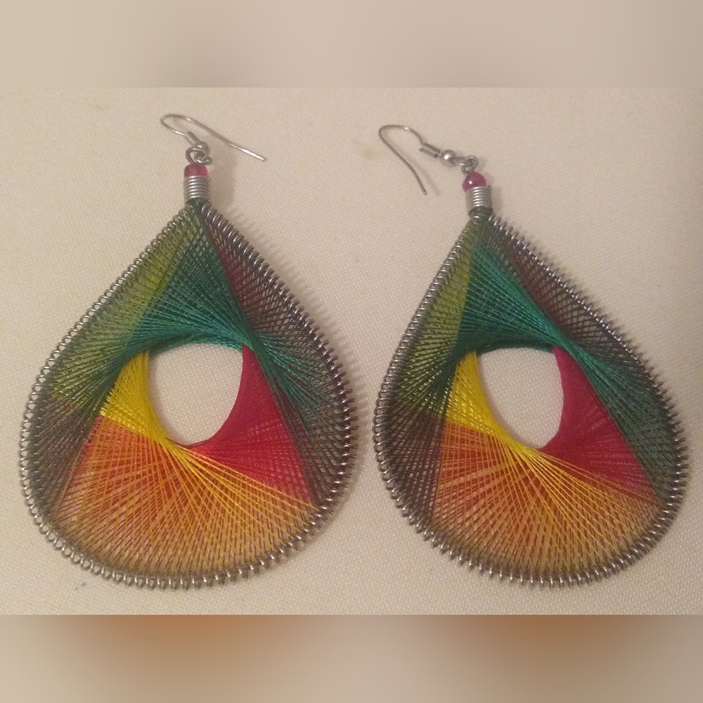 Teardrop String Art Pendant Retro Funky 70’s Red Yellow Silver Fresh Earrings